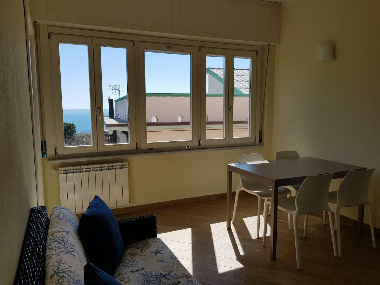 Stunning Seaview Apartment Μοντερόσο αλ Μάρε Εξωτερικό φωτογραφία